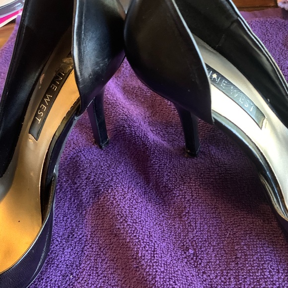 NINE WEST PUMPS - Picture 6 of 7